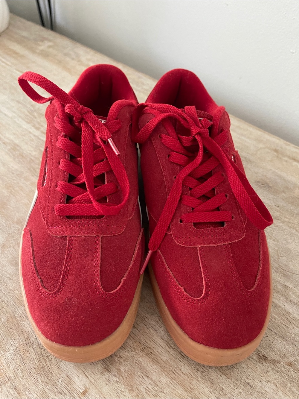 Reebok red Club C Grounds tennis shoes - Picture 2 of 7